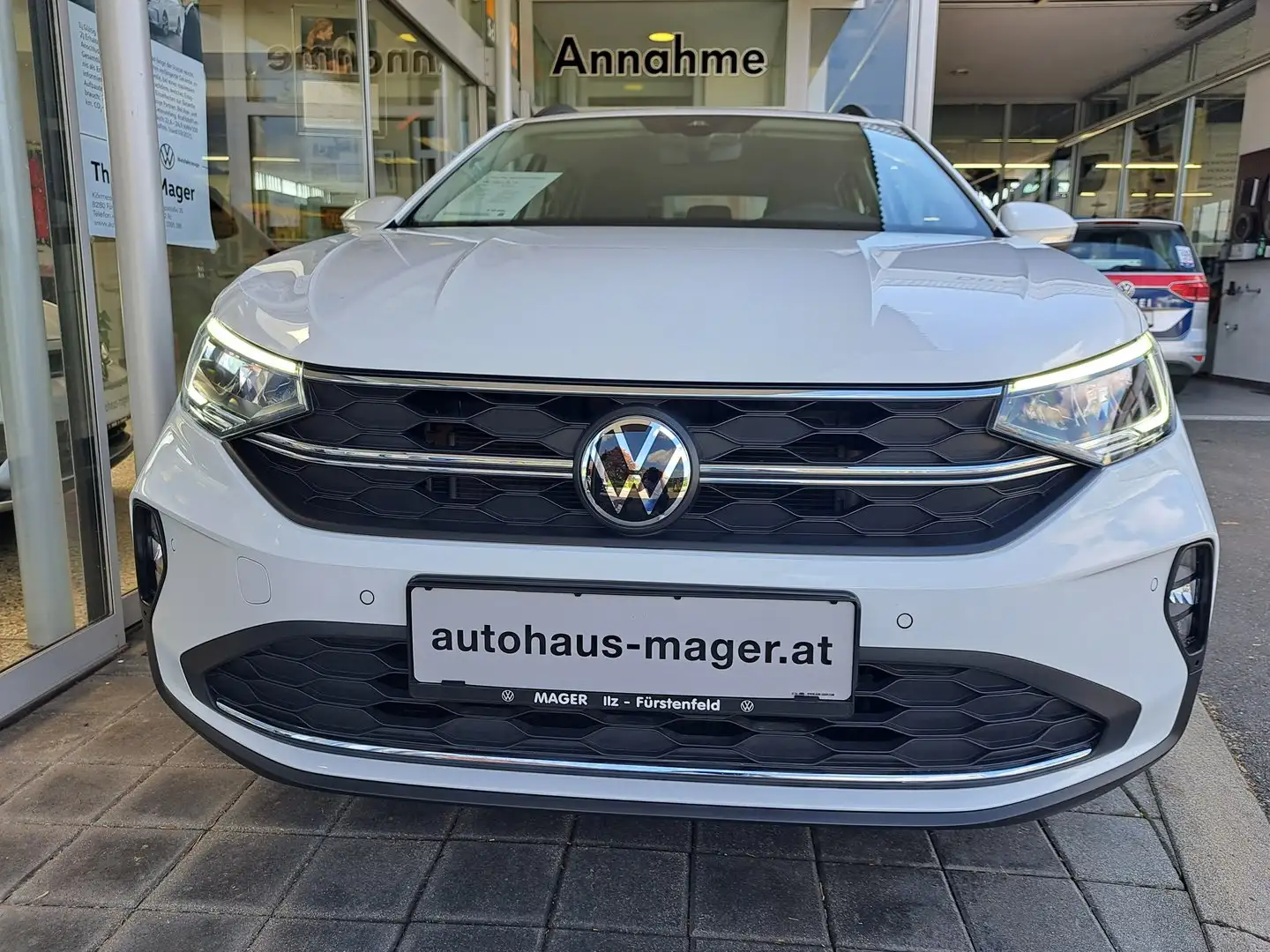 Volkswagen Taigo Life TSI Weiß - 2