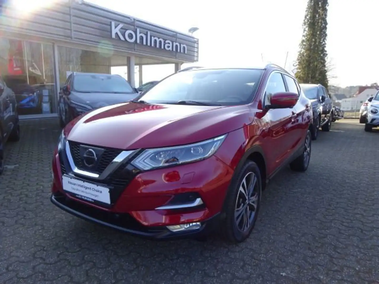 Nissan Qashqai N-Connecta 1.2 DIG-T Klima 360° Rood - 1
