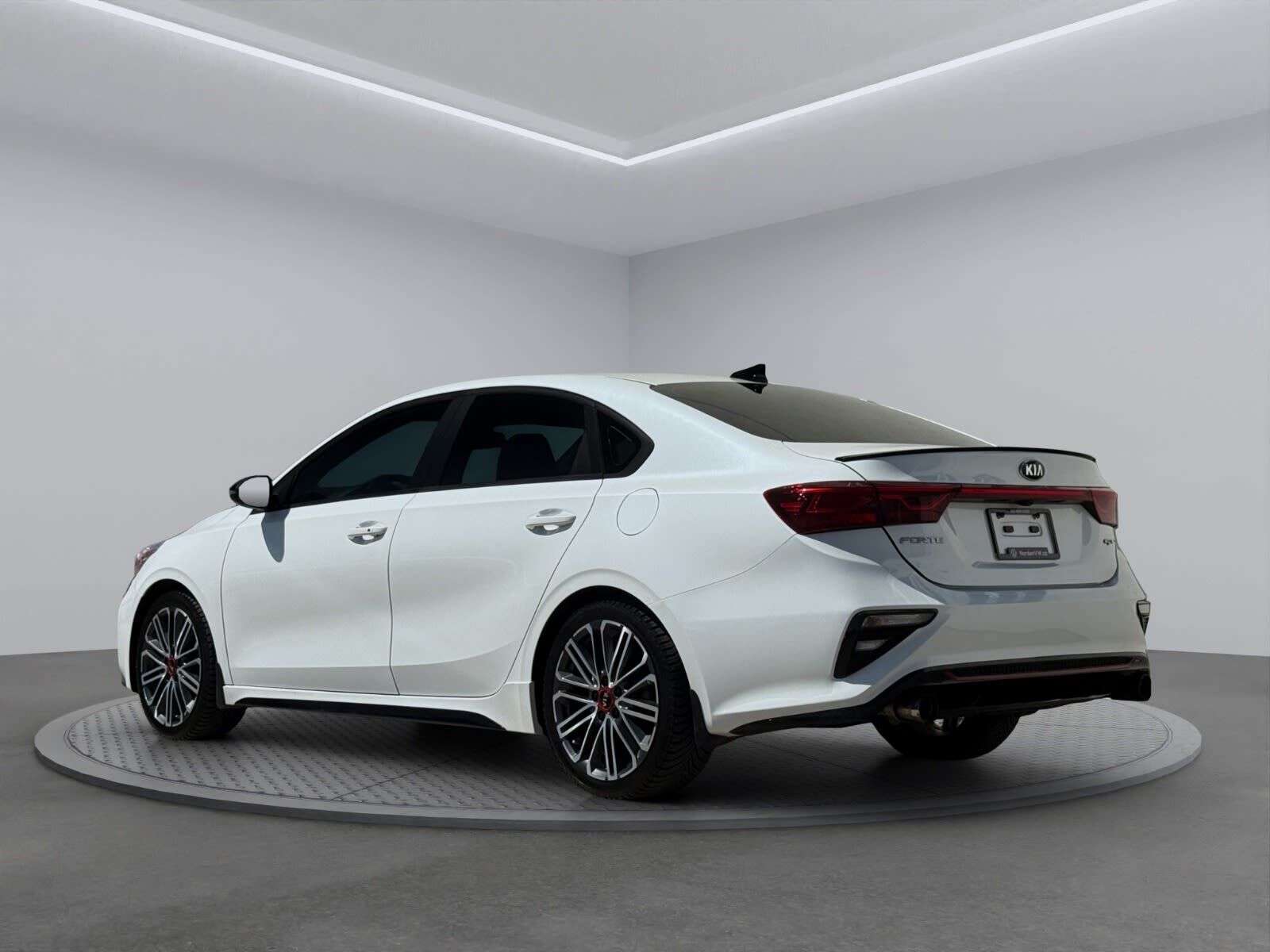 2021 Kia Forte GT | +WINTER RIMS/TIRES — снимка 4