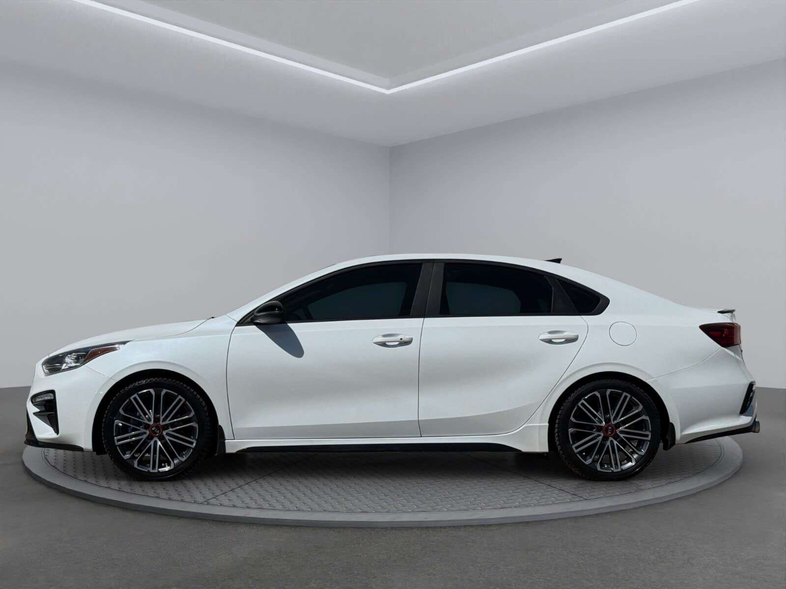 2021 Kia Forte GT | +WINTER RIMS/TIRES — снимка 3