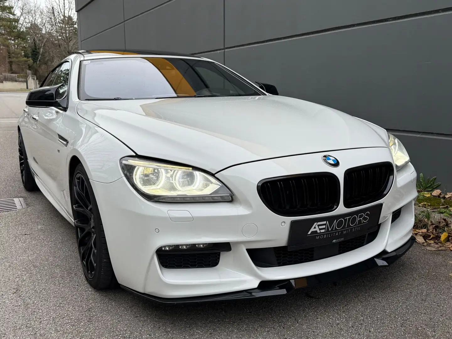 BMW 640 *M-SPORT*NAVI*HUD*PANO*LEDER+SITZHZG*F1*RFK*KREDI Weiß - 2