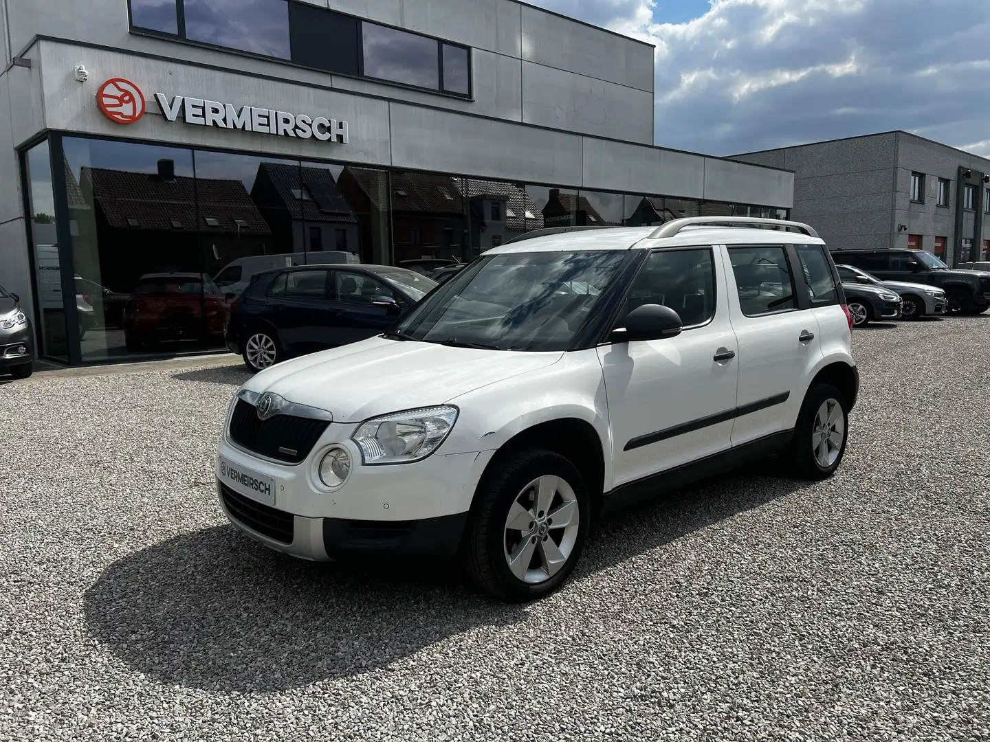 Skoda Yeti 1.6 TDI GreenLine Білий - 1