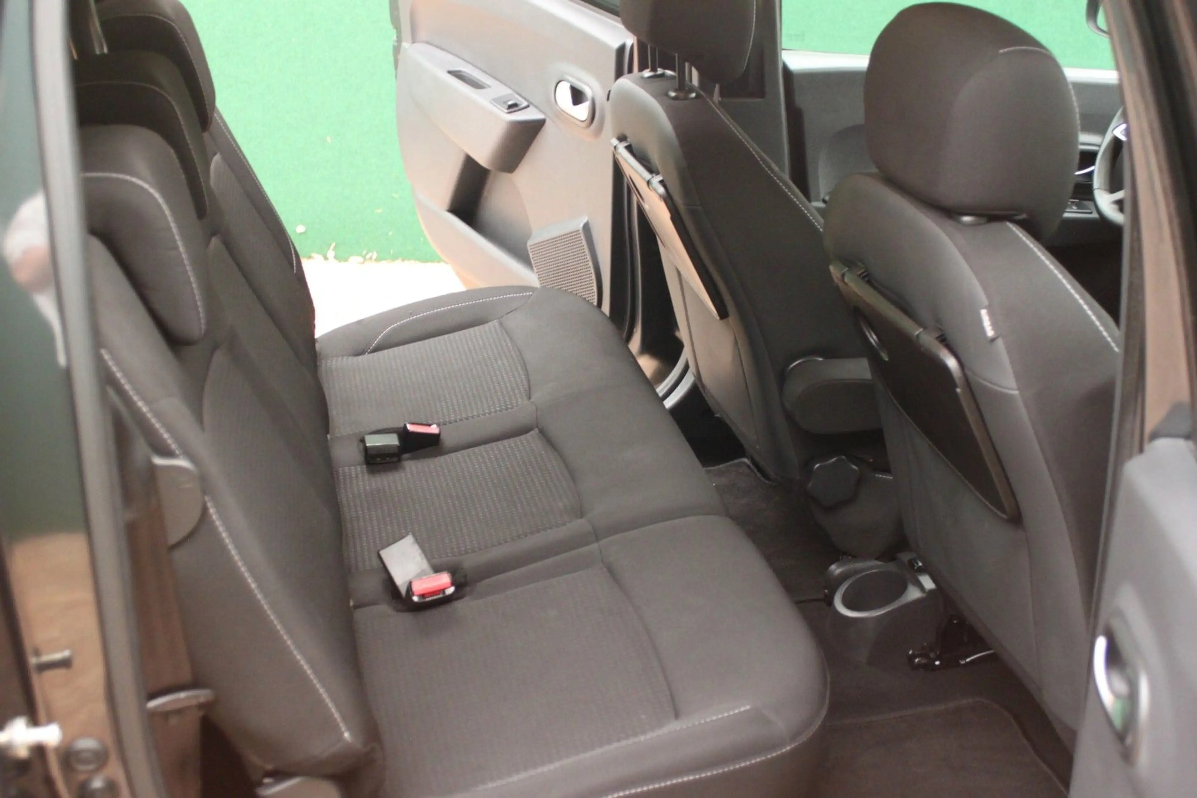 Dacia Lodgy 1.6 - 7-Sitzer/ PDC/ Navi/ 1.Hd/ 44 tkm — photo 10