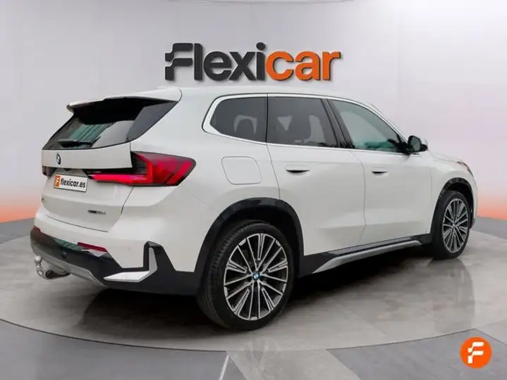 BMW X1 2022, foto 3