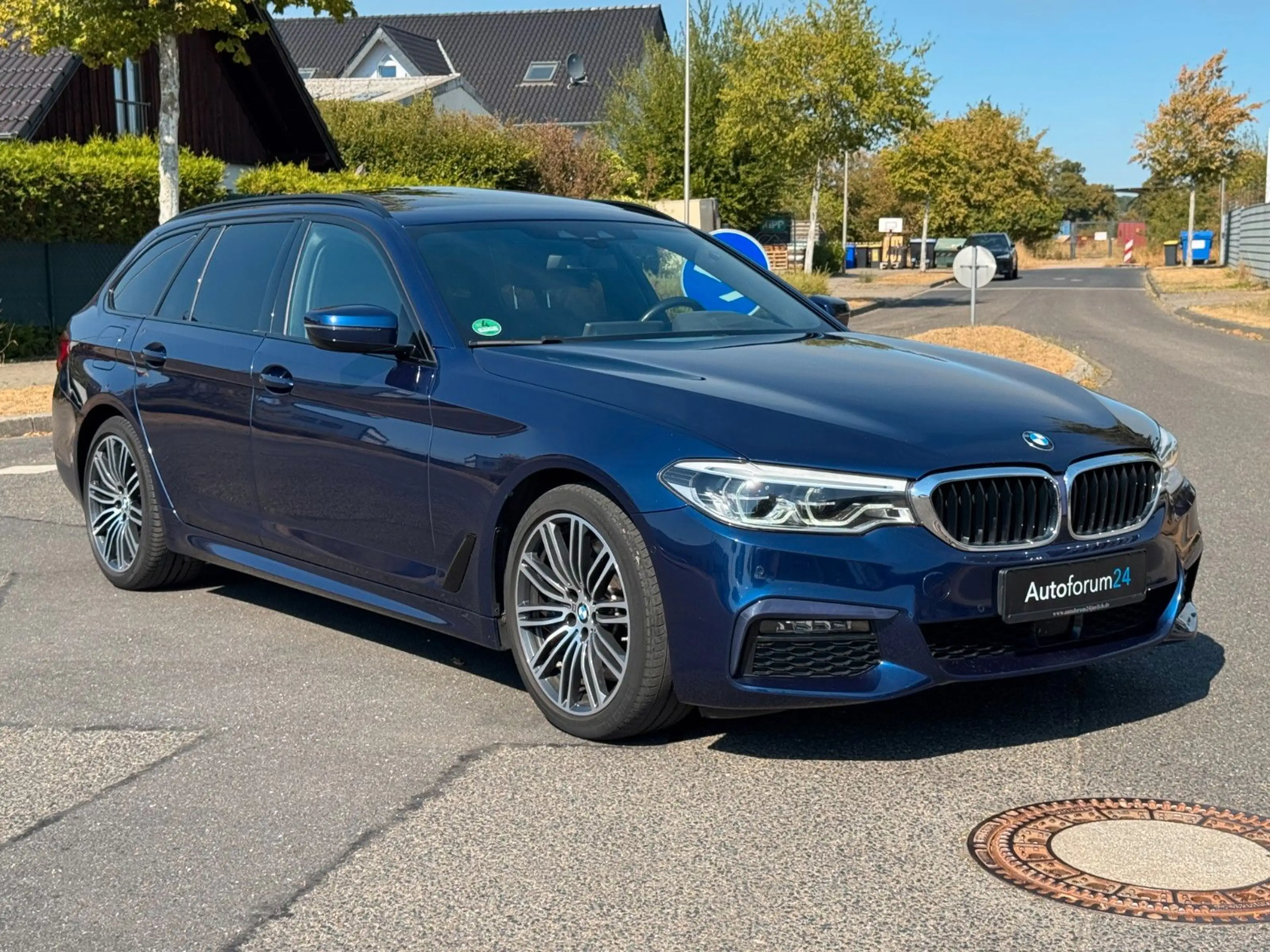 BMW 540 d Touring xDrive M Sport *Autom.*Leder*Pano* — photo 7