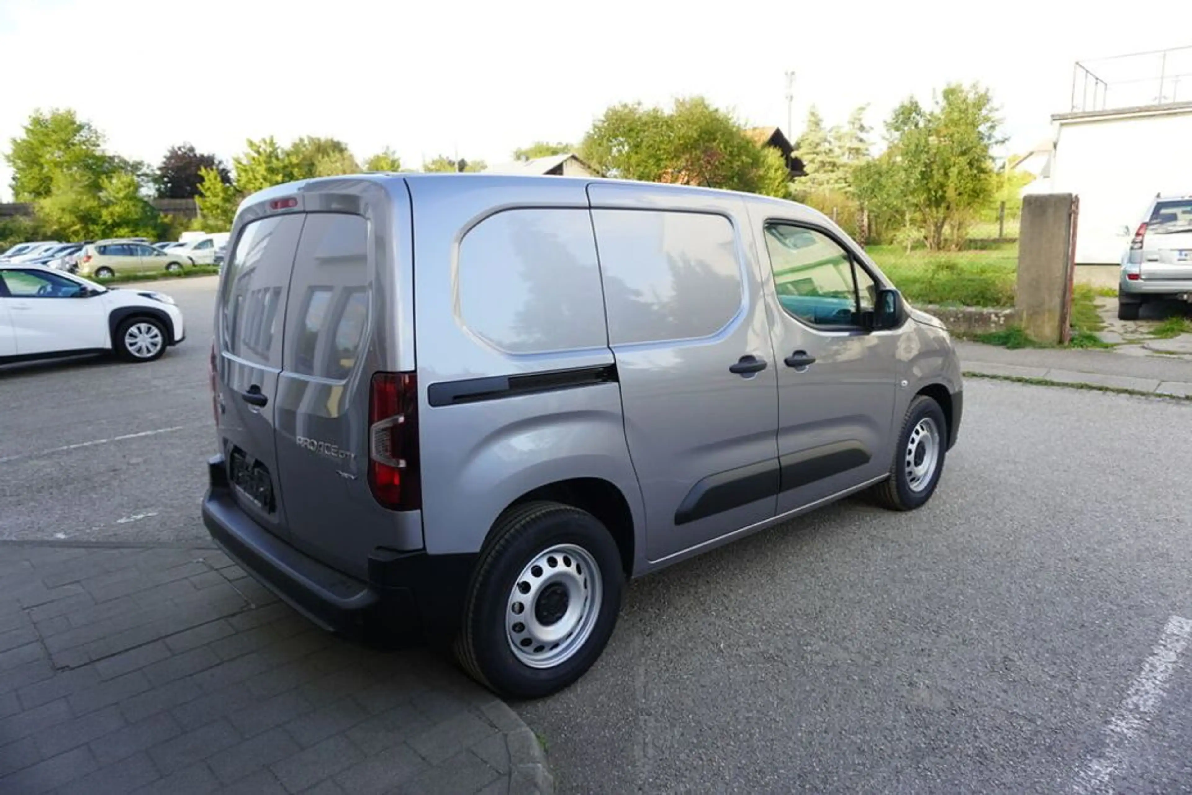 Toyota Proace City Pro Ace City Kasten Electric 50kWh L1 Meister — photo 4