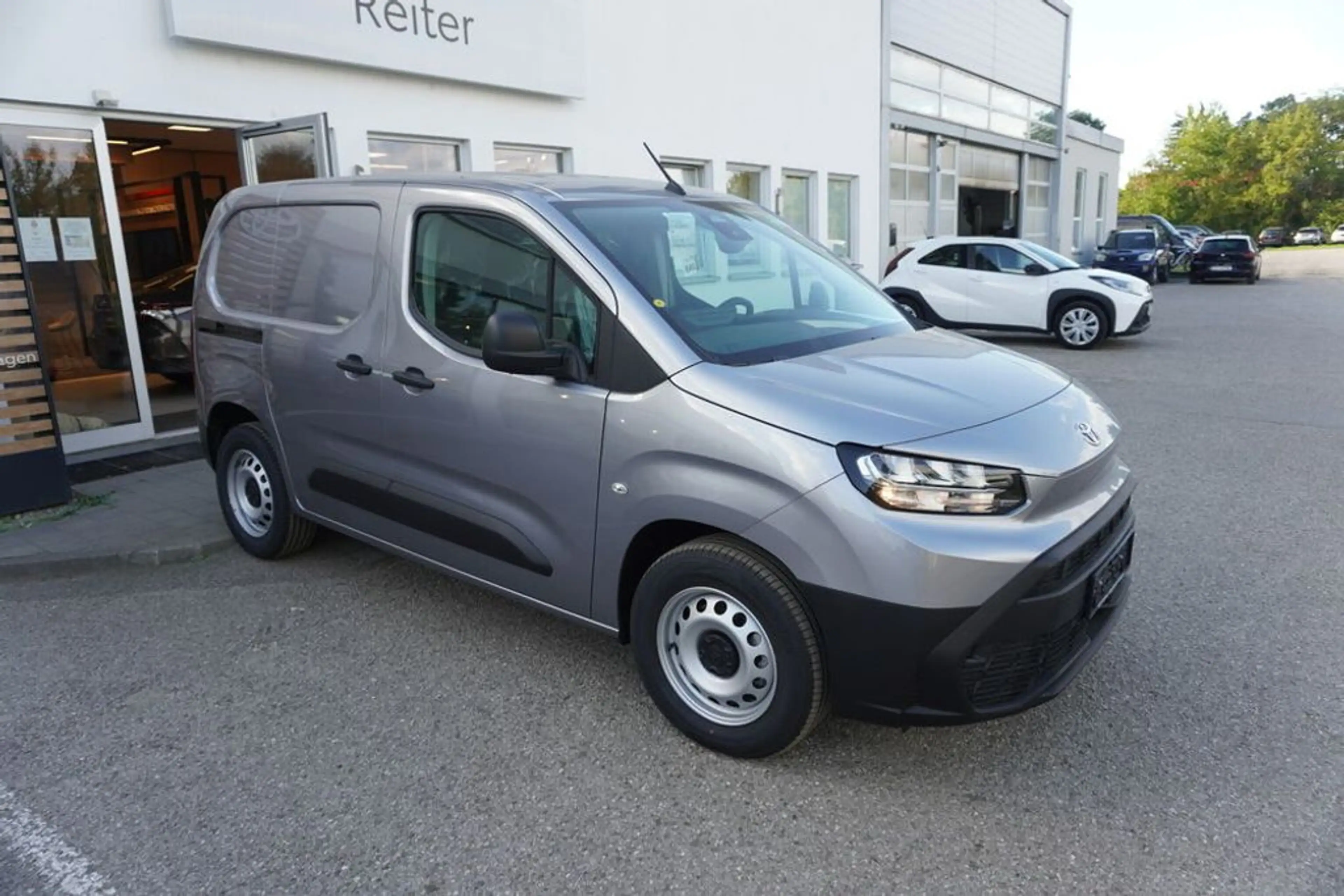Toyota Proace City Pro Ace City Kasten Electric 50kWh L1 Meister — photo 5