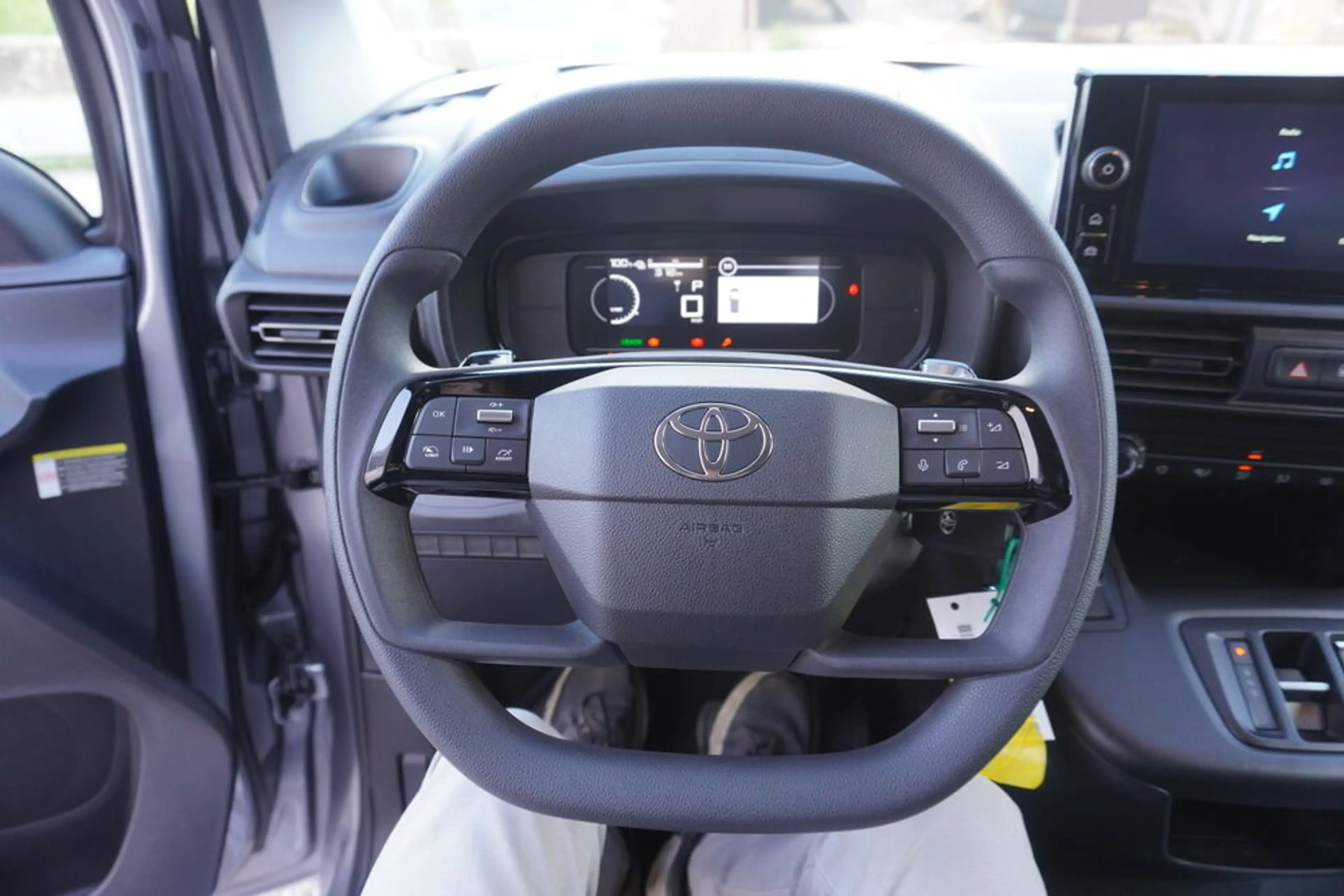Toyota Proace City Pro Ace City Kasten Electric 50kWh L1 Meister — photo 7
