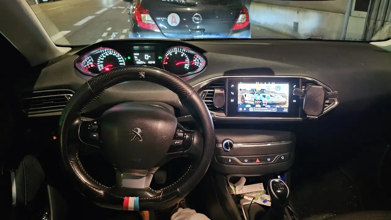 Peugeot 308 308