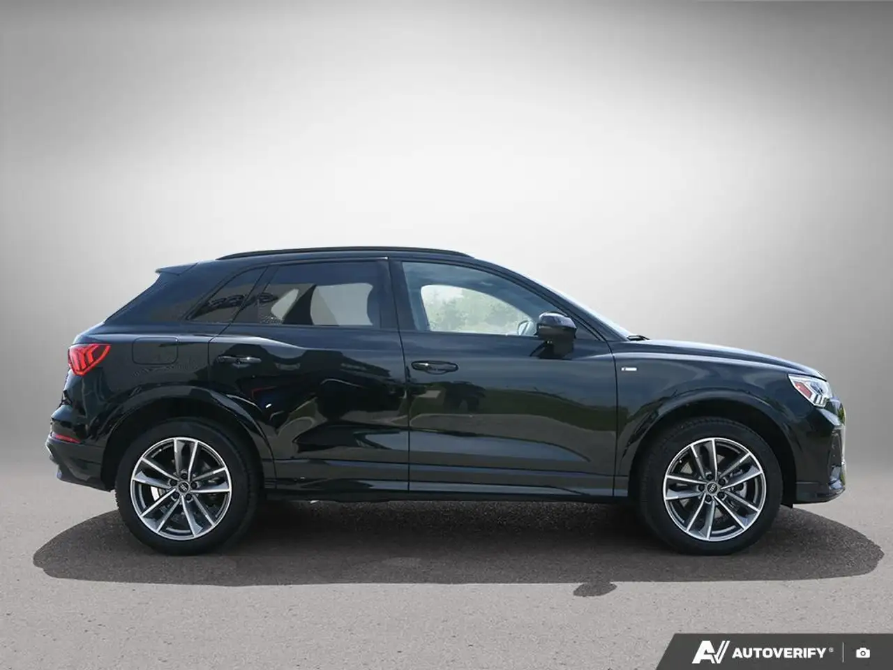 Audi Q3 снимка Audi Q3