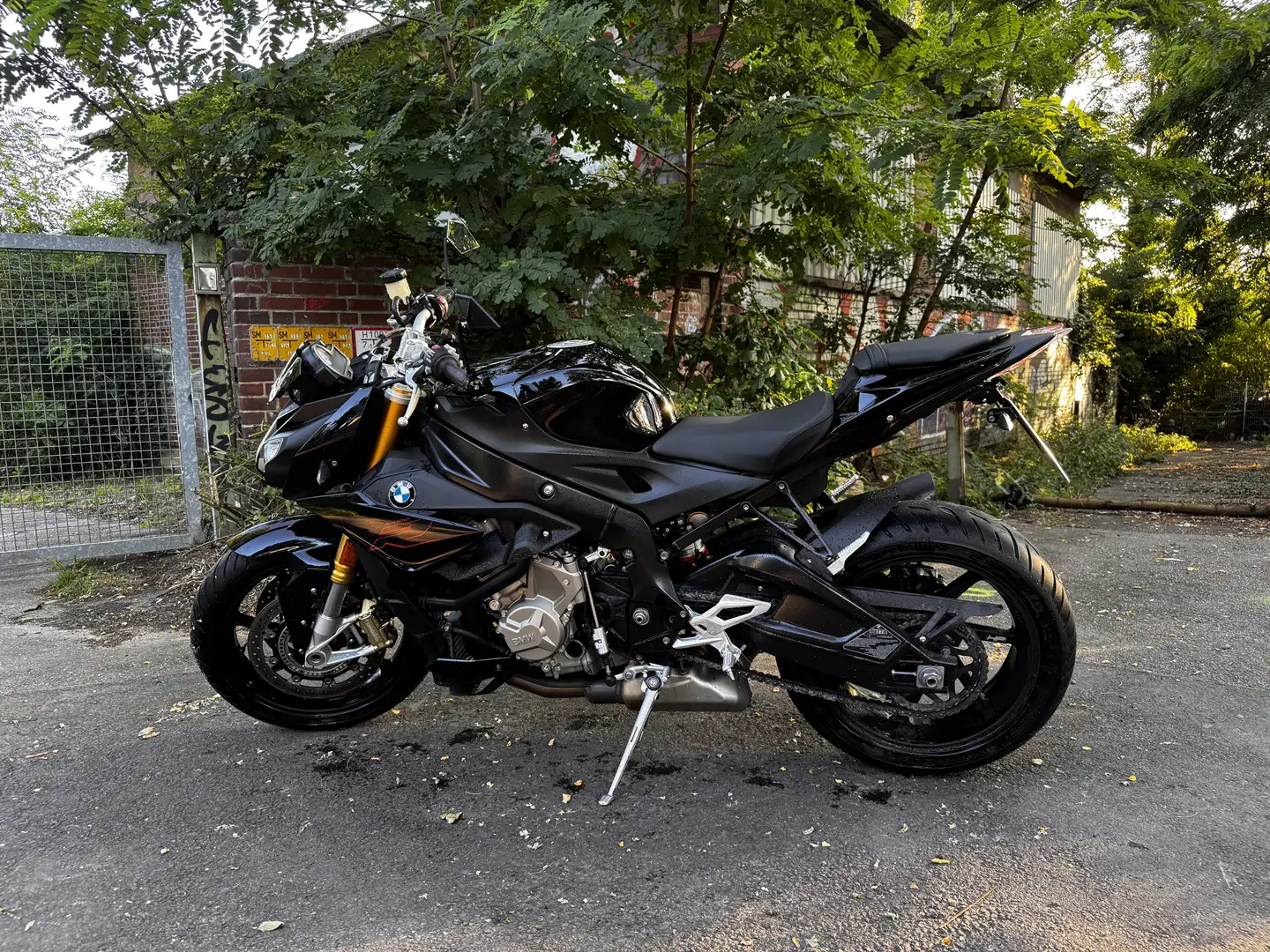 BMW S 1000 R Black Storm Metallic Czarny - 1