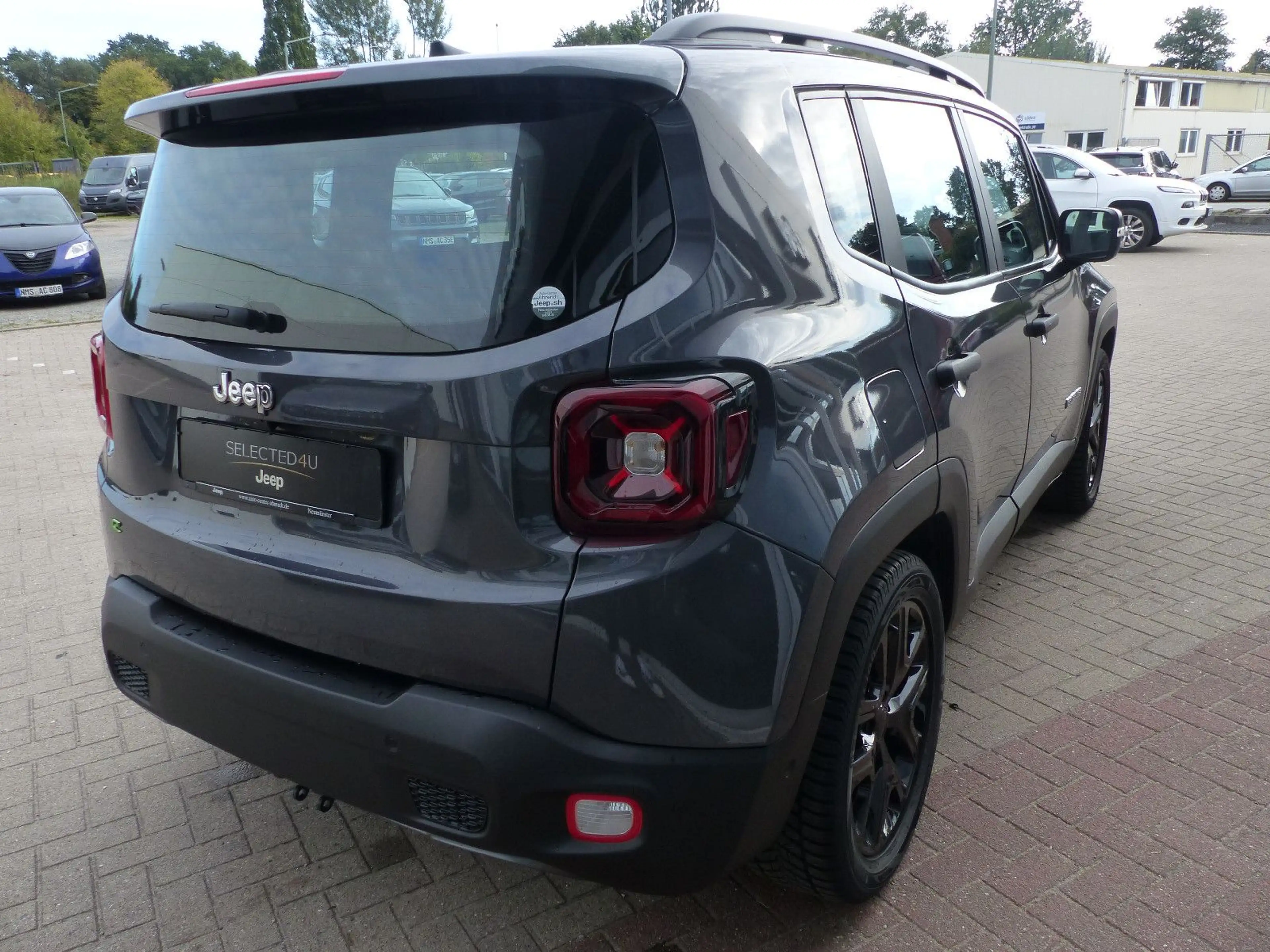 Jeep Renegade MHEV PANORAMA NAVI LEDER AHK — photo 11
