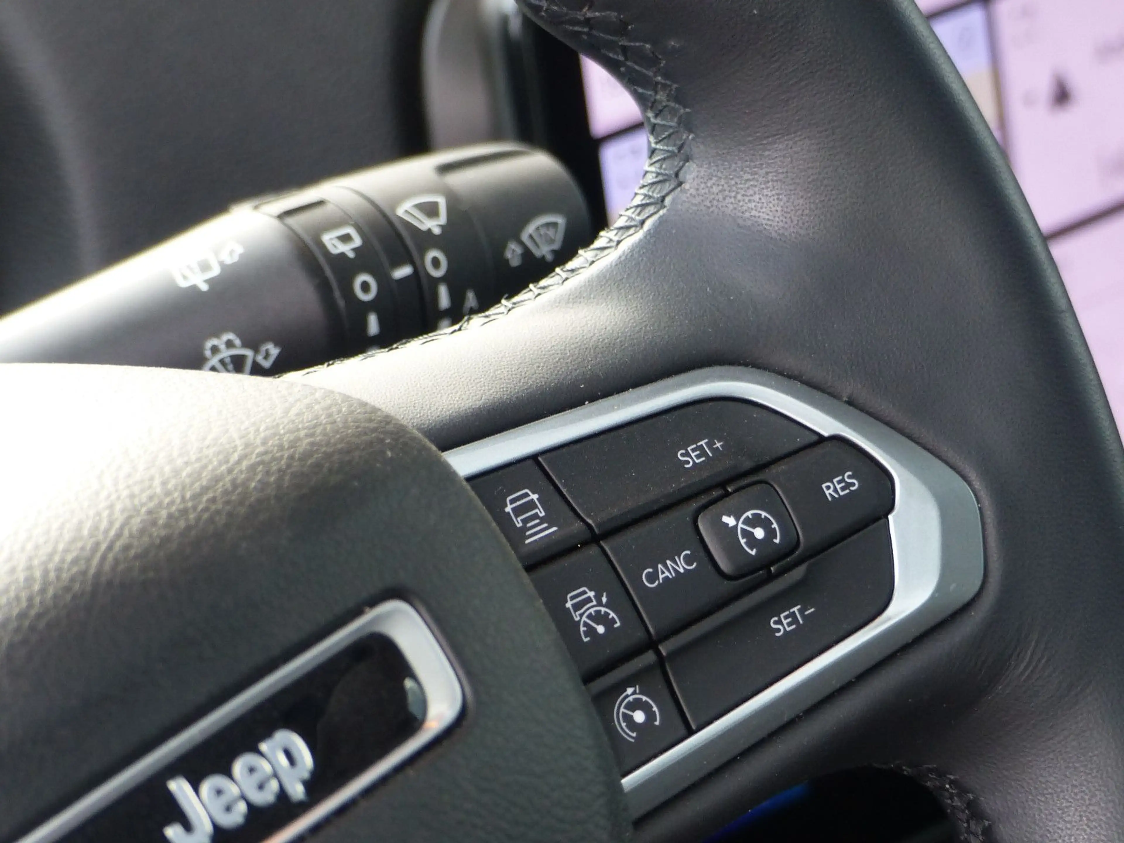 Jeep Renegade MHEV PANORAMA NAVI LEDER AHK — photo 15