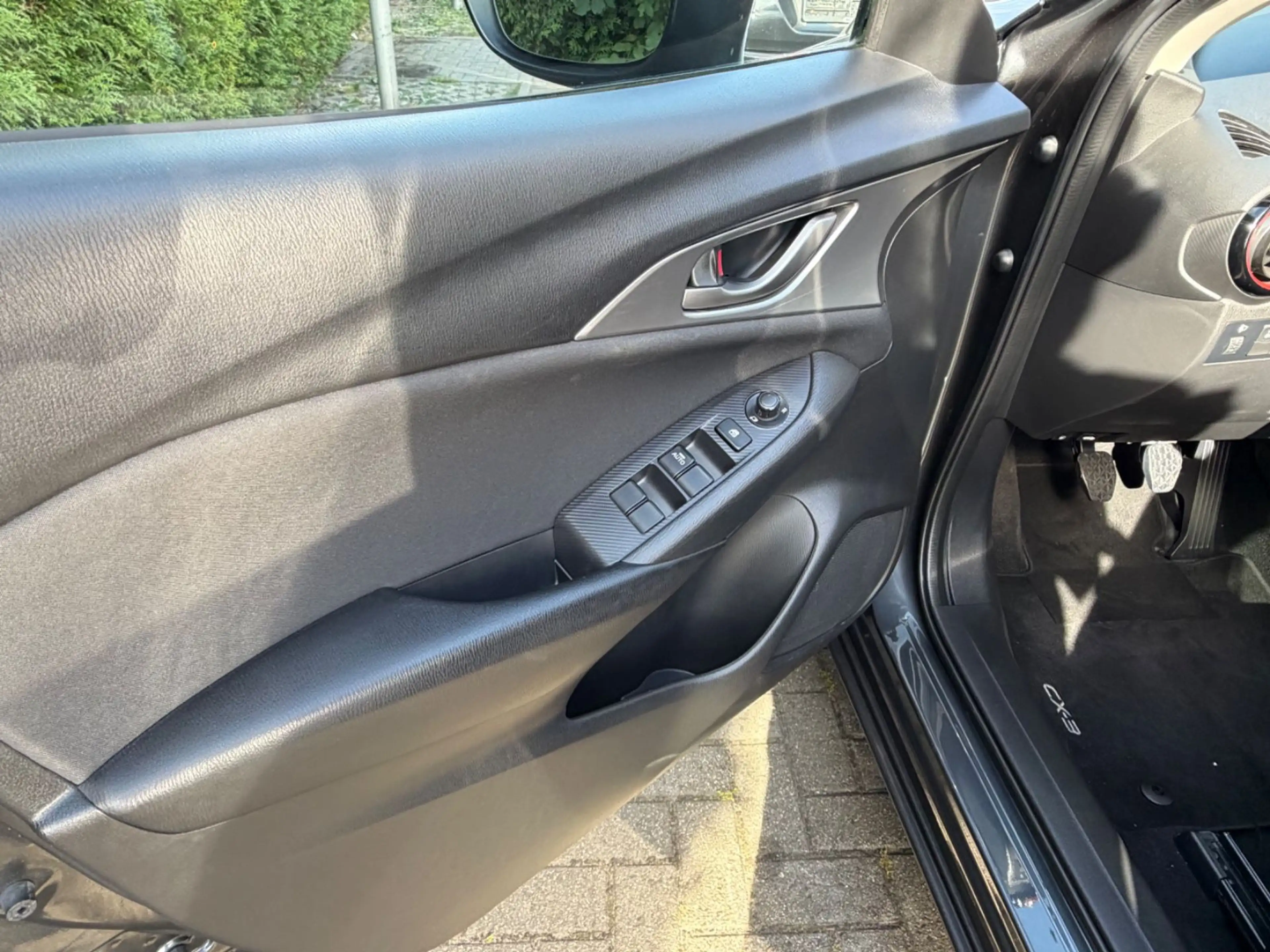Mazda CX-3 Center-Line — photo 6