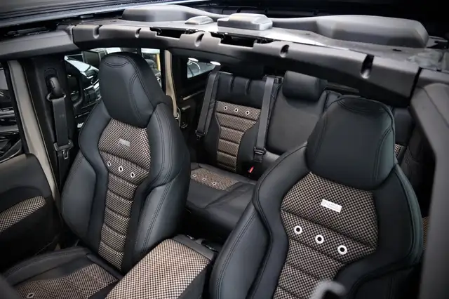 Jeep Wrangler Sahara Brute Ansicht 26