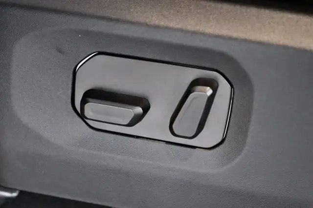 Jeep Wrangler Sahara Brute Ansicht 27