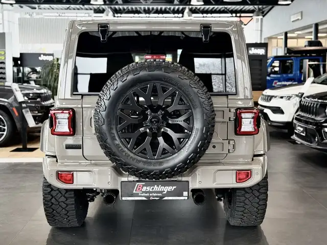 Jeep Wrangler Sahara Brute Ansicht 5