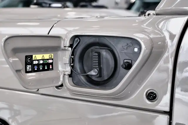 Jeep Wrangler Sahara Brute Ansicht 8