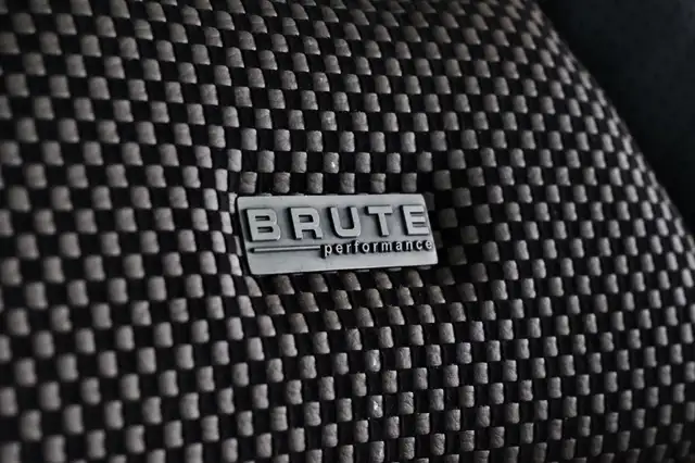 Jeep Wrangler Sahara Brute Ansicht 16