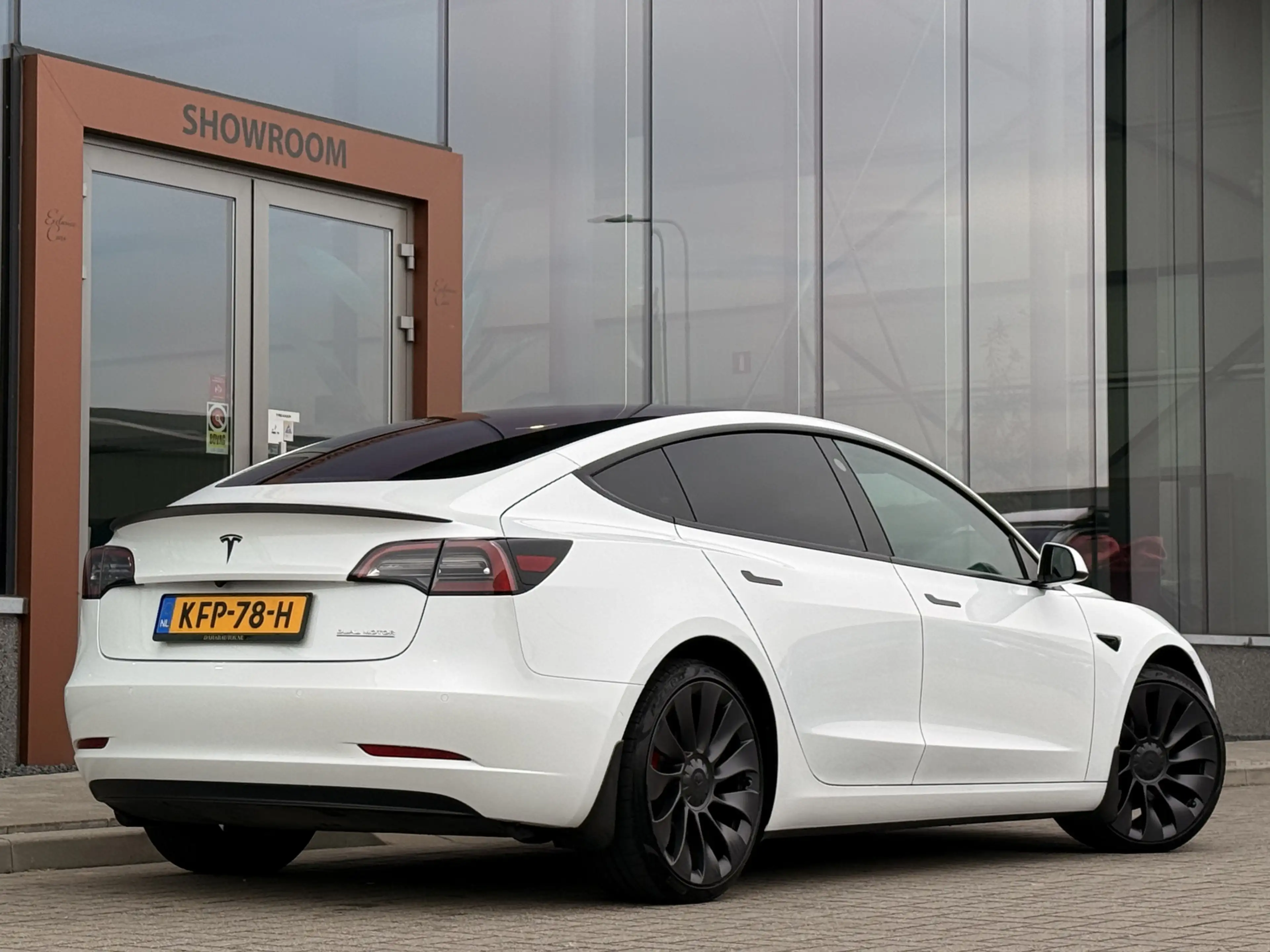 Tesla Model 3 Long Range AWD Dual Motor 75 kWh | ACC | Panoramad — photo 10