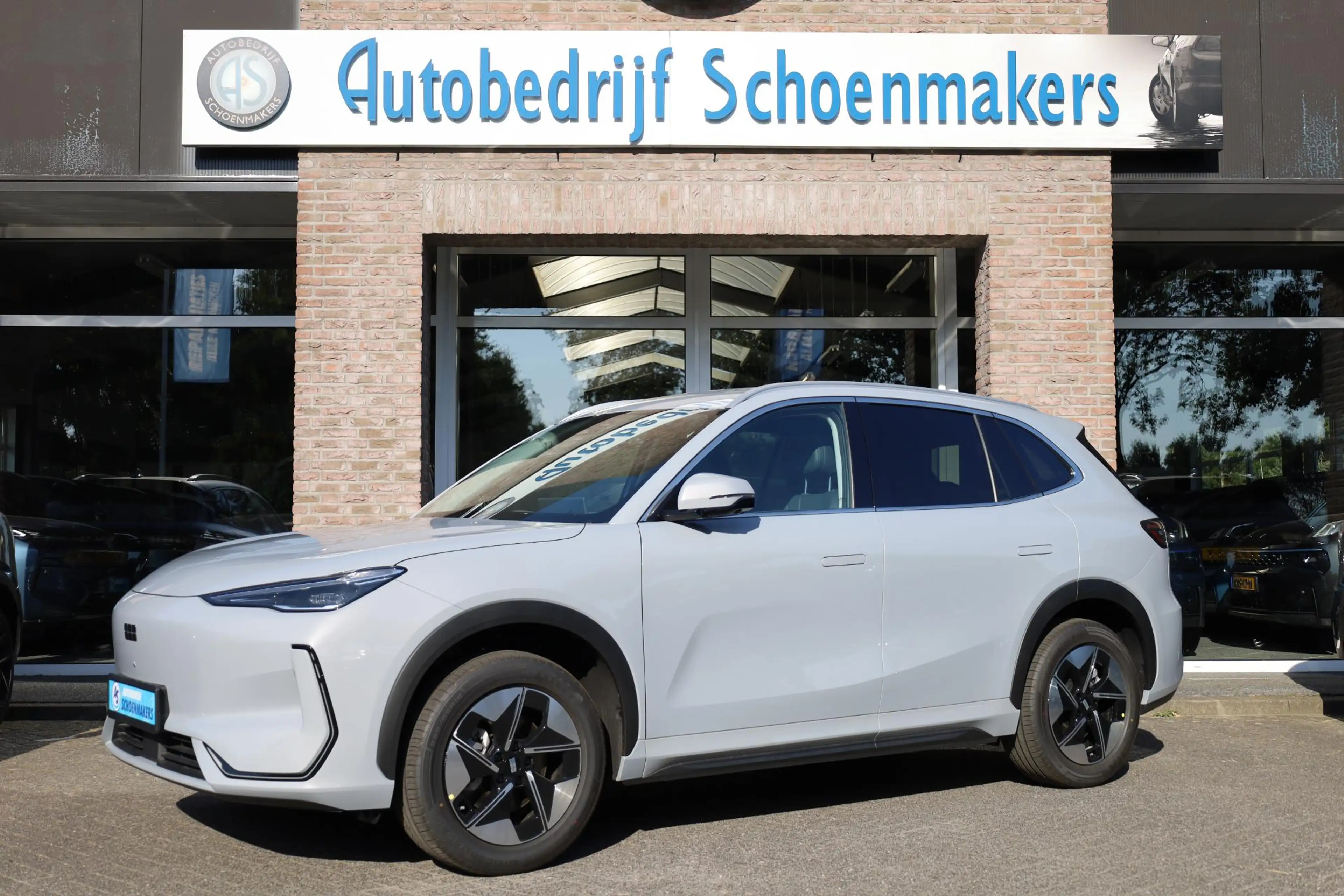 Geely E5 Pro+ 68KWh 475KM-RIJBEREIK LEER CARPLAY 360-CAMERA