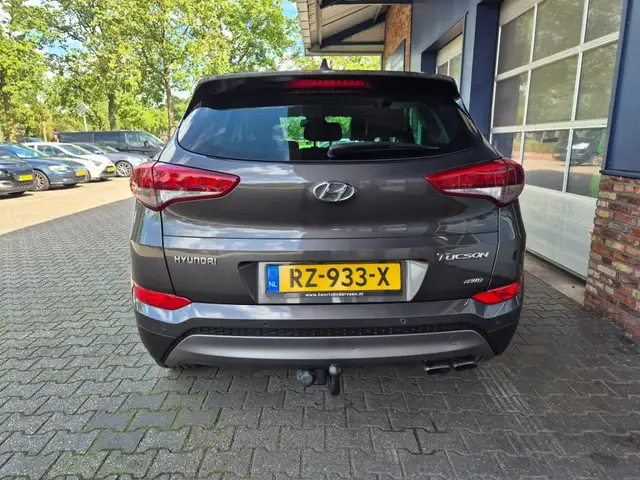 Hyundai Tucson view 9