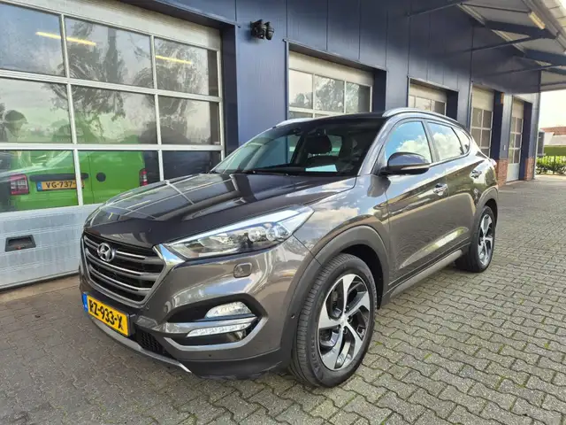 2015 Hyundai Tucson in Brown for sale