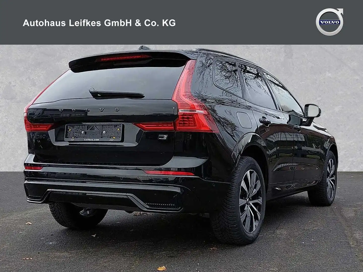 Volvo XC60 Plug-In-Hybrid T6 AWD Plug-in Hybrid Plus Black Ed Schwarz - 2