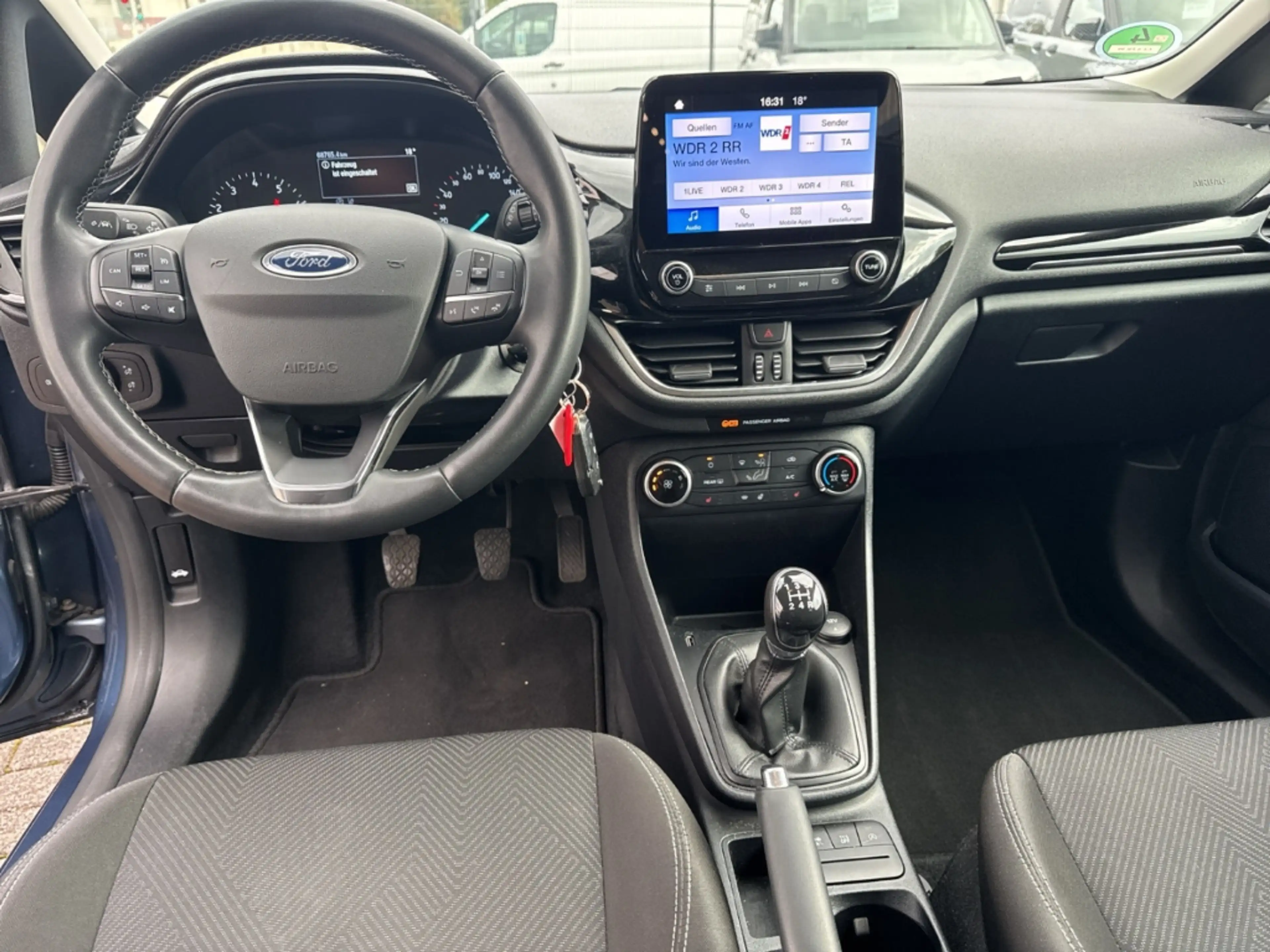 Ford Fiesta Cool & Connect+AppleCarPlay+PDC+WinterPaket — photo 10