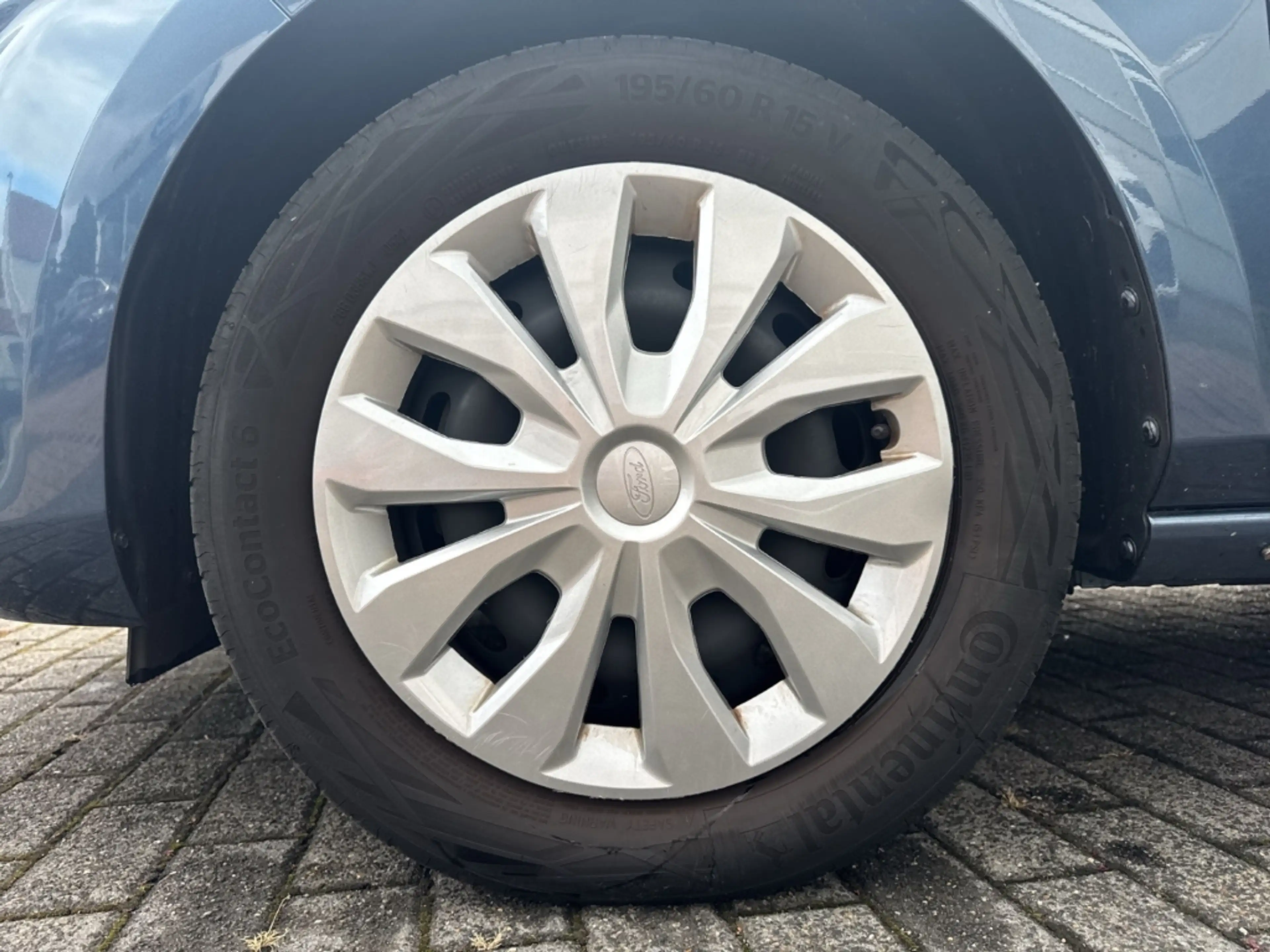 Ford Fiesta Cool & Connect+AppleCarPlay+PDC+WinterPaket — photo 6