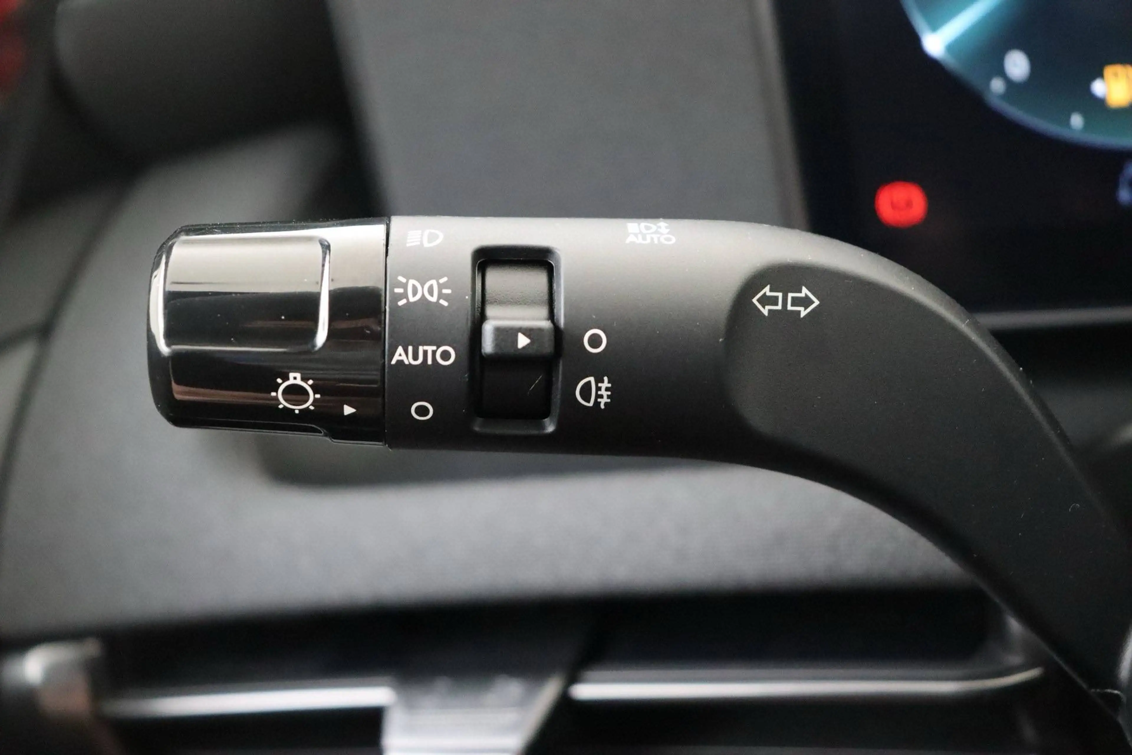Hyundai TUCSON TUCSON 1.6 T-GDi HEV 2WD Feel N-Line — photo 11