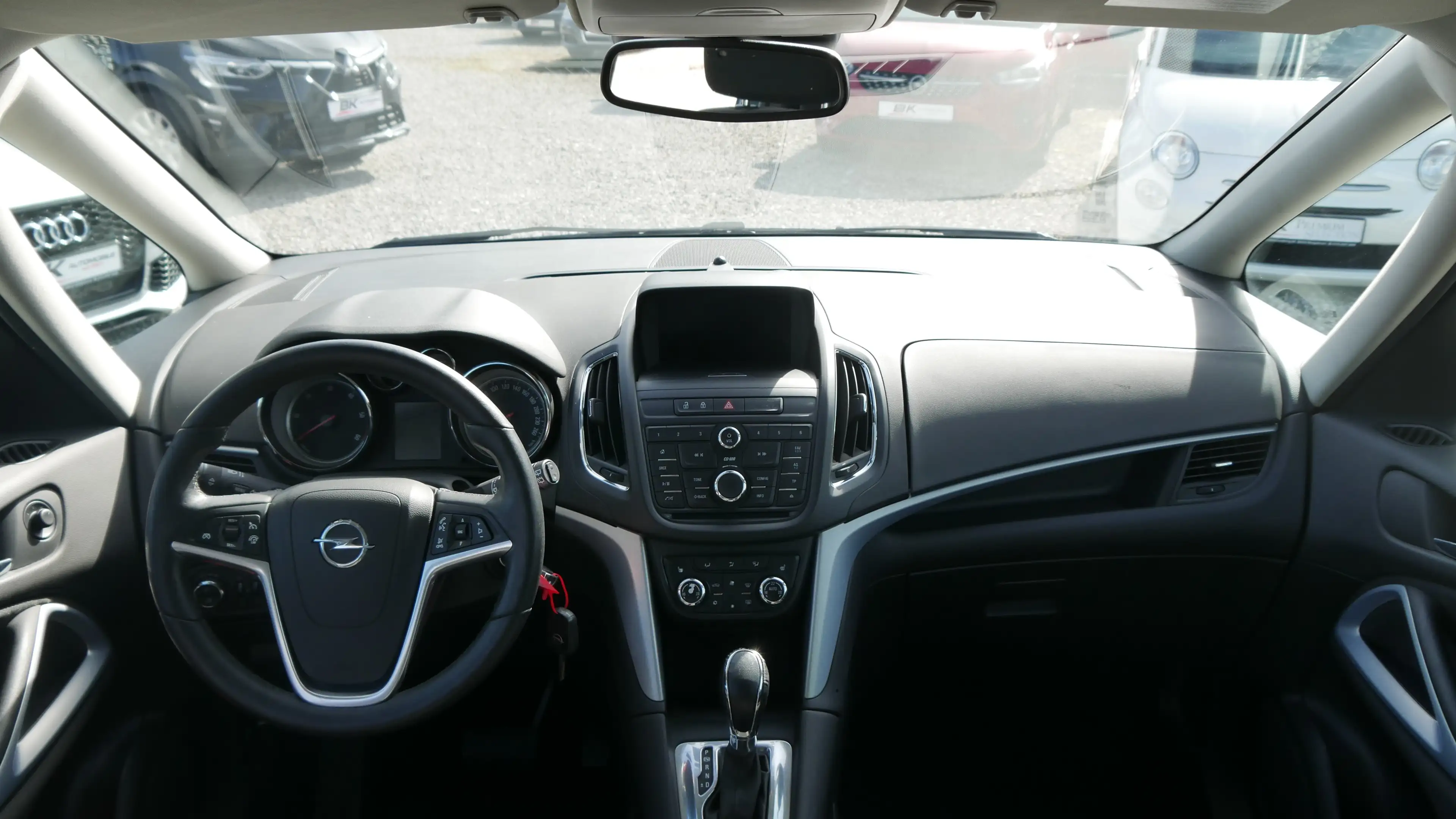 Opel Zafira Tourer 7.Sitz Automatik Sitz-, Lenkradheizung Bluetooth — photo 10