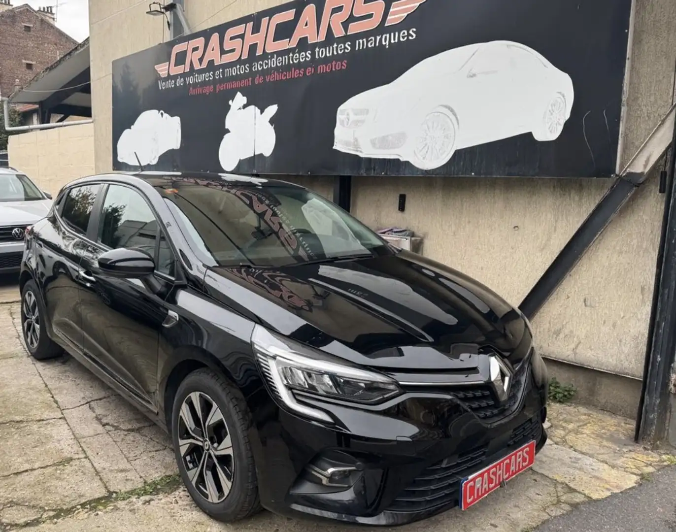 Renault Clio Limited - 1