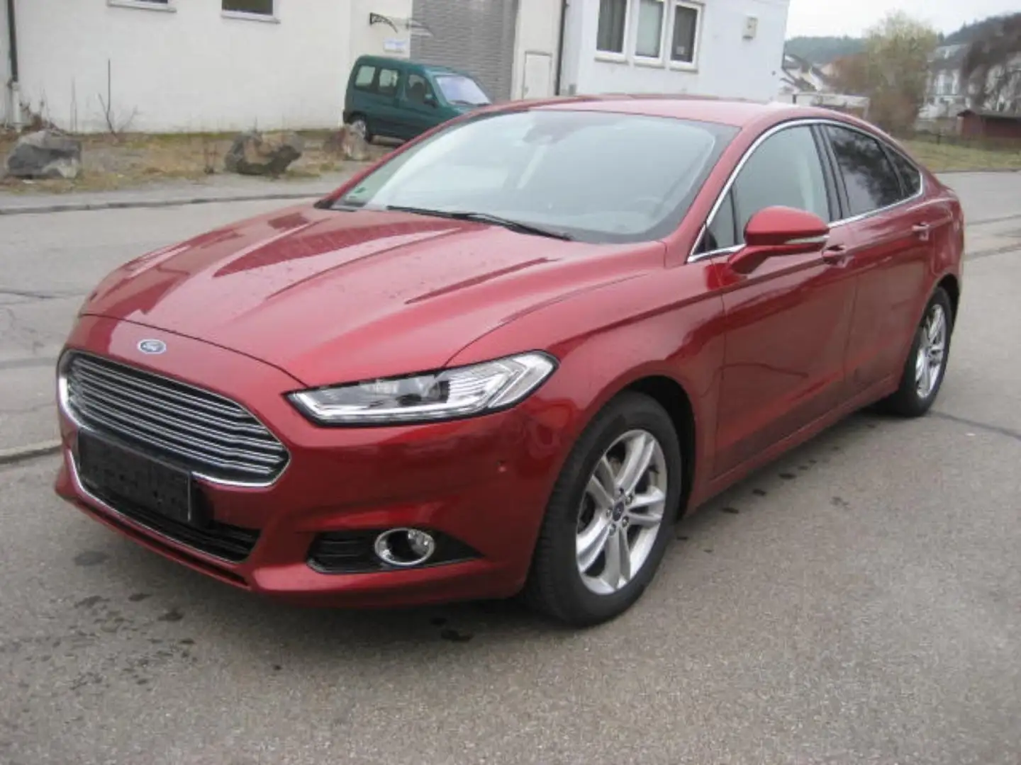 Ford Mondeo 2.0 TDCi Start-Stopp PowerShift-Aut Titanium Rot - 1