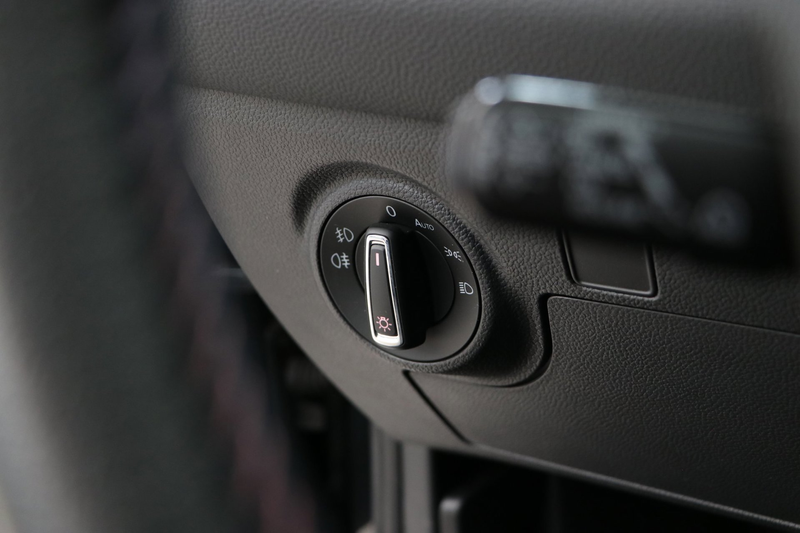 SEAT Arona 1.0 TSI FR Business Intense LED / Adaptive / Trekh — photo 30