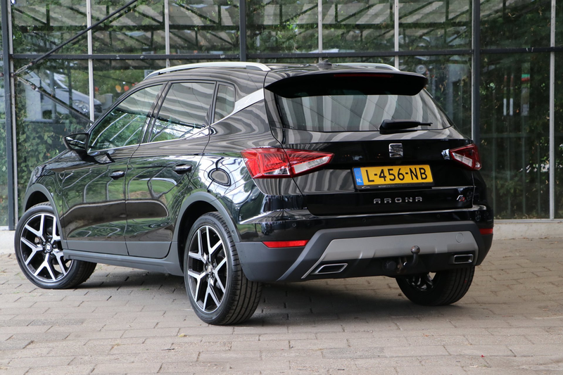 SEAT Arona 1.0 TSI FR Business Intense LED / Adaptive / Trekh — photo 5