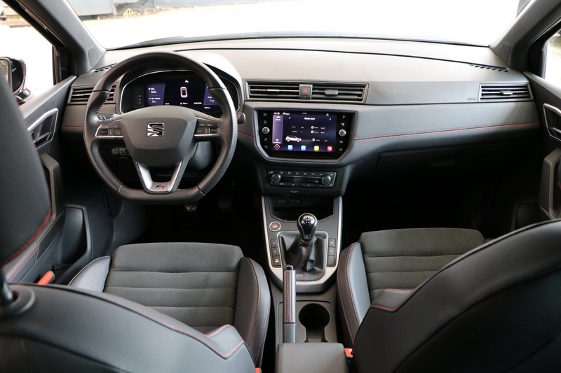 SEAT Arona 1.0 TSI FR Business Intense LED / Adaptive / Trekh — photo 8