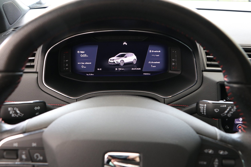 SEAT Arona 1.0 TSI FR Business Intense LED / Adaptive / Trekh — photo 33