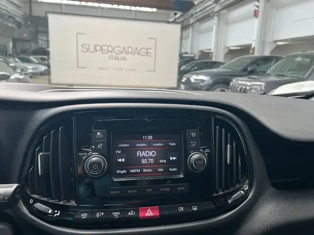 Fiat Doblo view 13