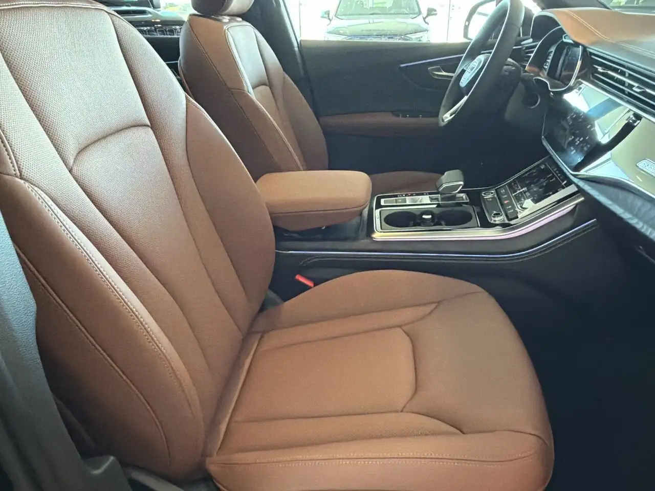 Audi Q7 снимка Audi Q7