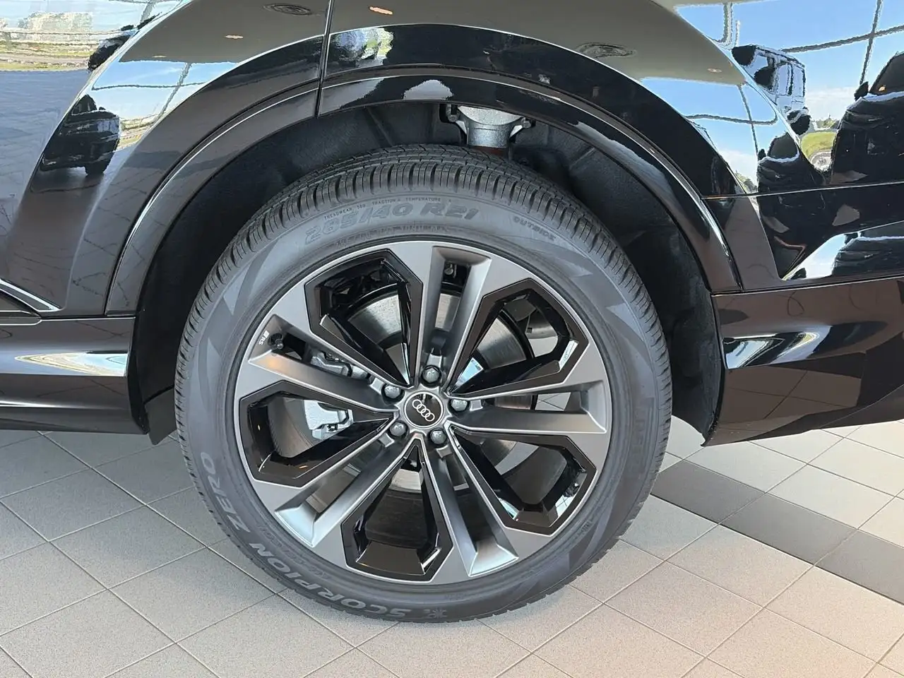 Audi Q7 снимка Audi Q7