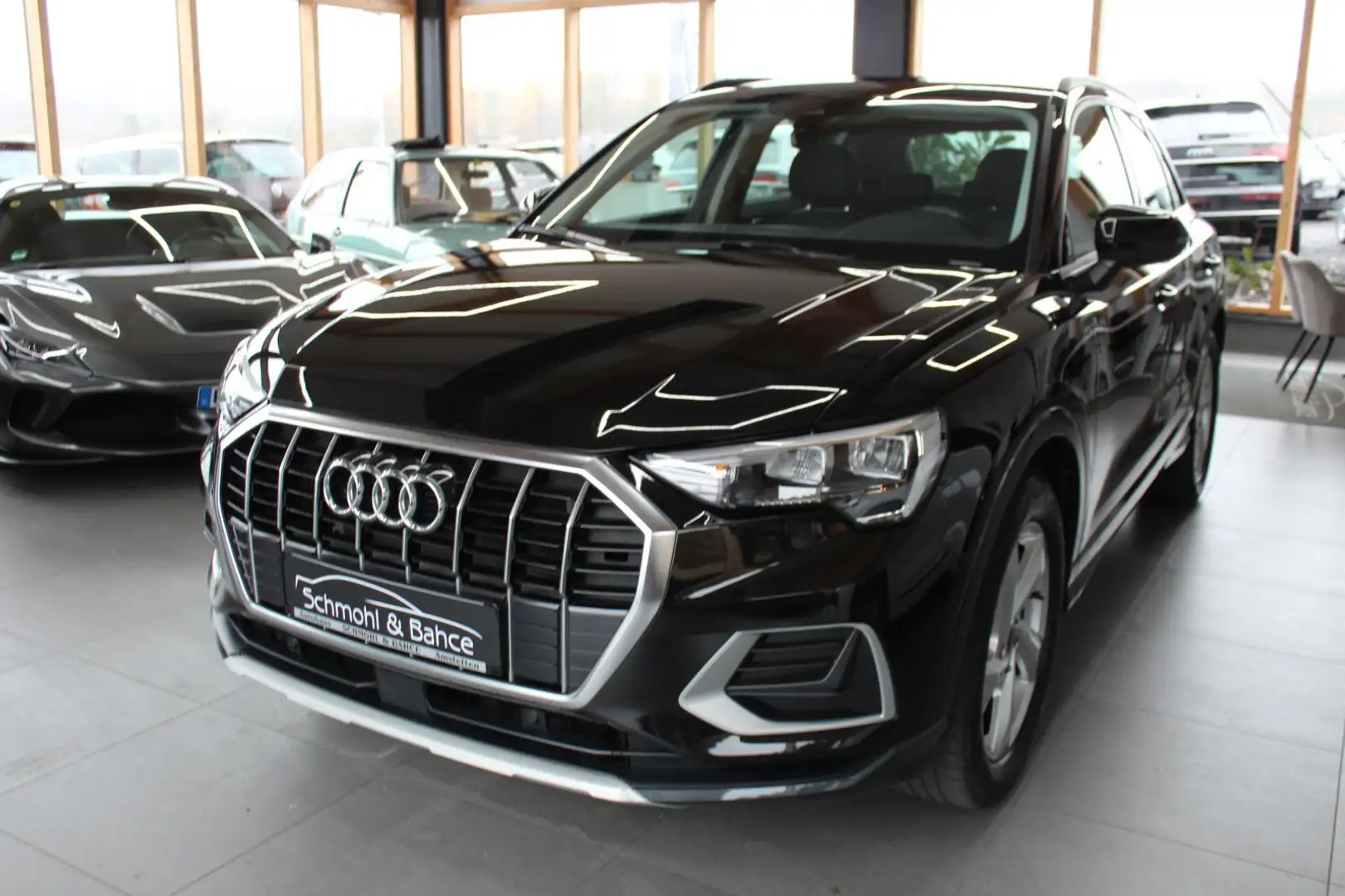 Audi Q3 35 TDI advanced S tronic*NAVI*LED*VIRT* Zwart - 1