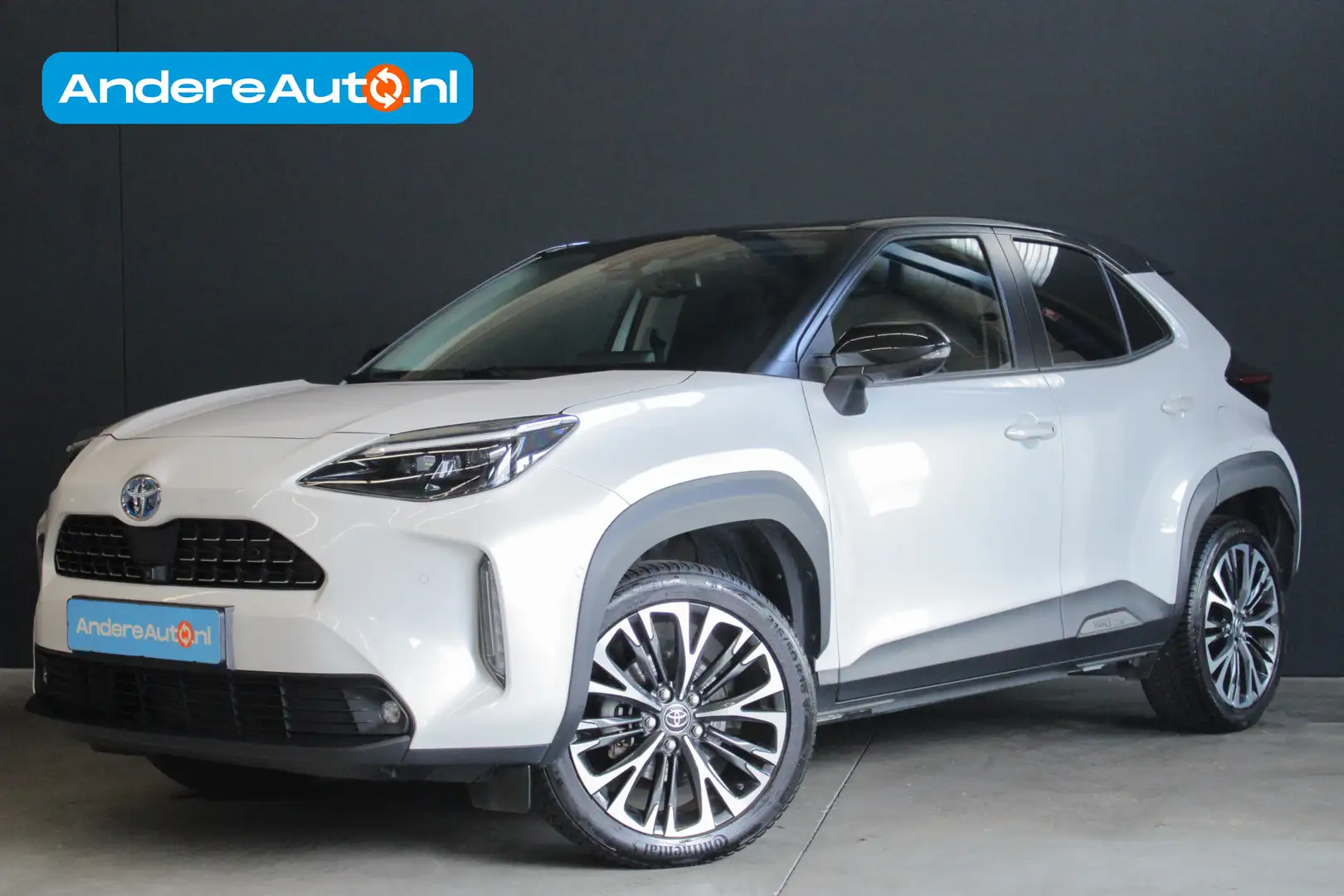 Toyota Yaris Cross 1.5 Hybrid Executive |360 camera|dealer onderhoude Wit - 1