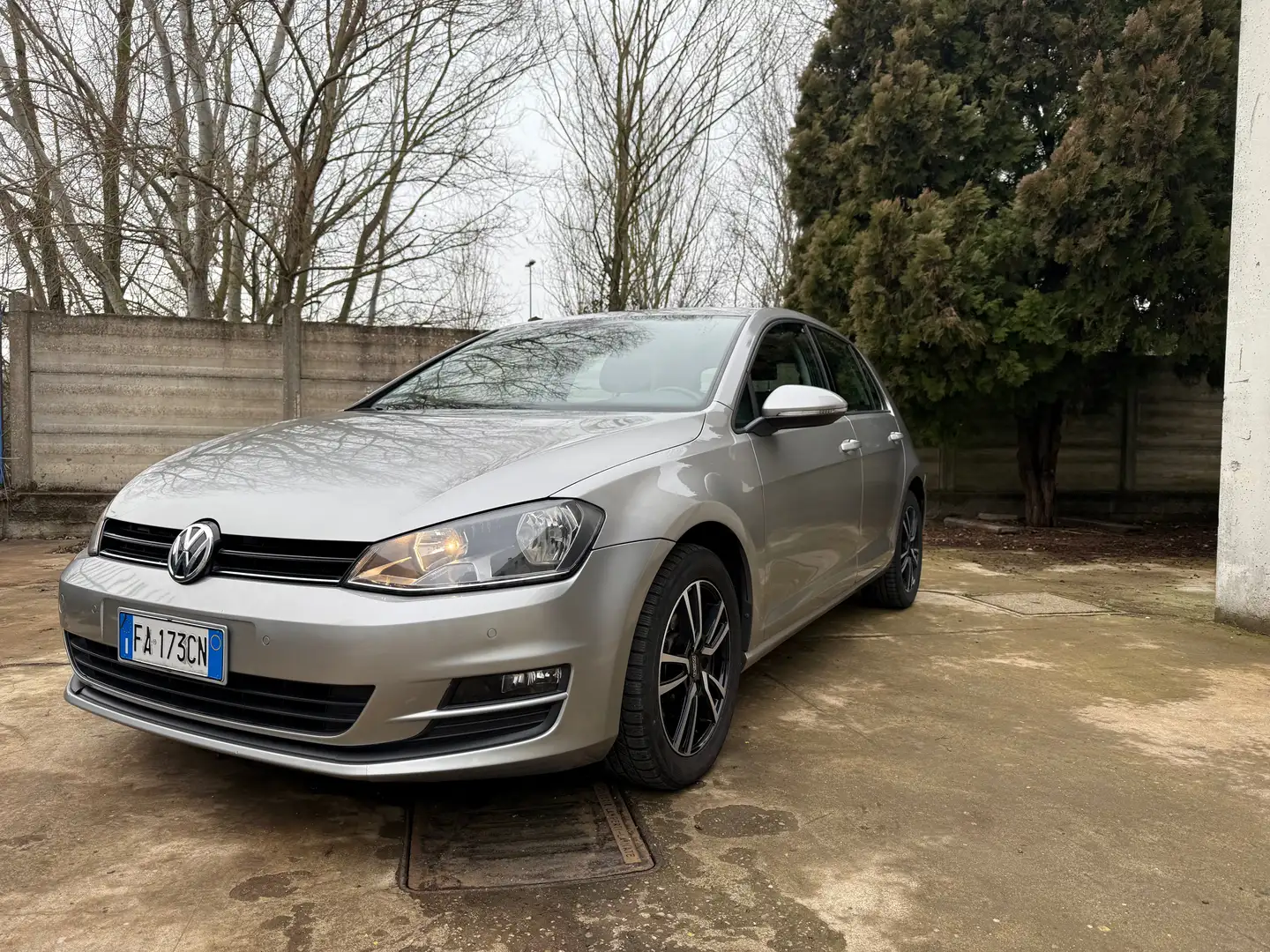 Volkswagen Golf Golf VII 2013 5p 1.6 tdi (btdi) Highline 110cv dsg Argent - 2