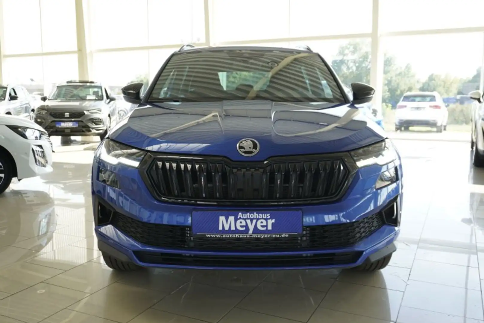 Skoda Karoq Sportline 1,5TSI DSG 4*J.Gar/aAHK/Matrix/Navi Blau - 1