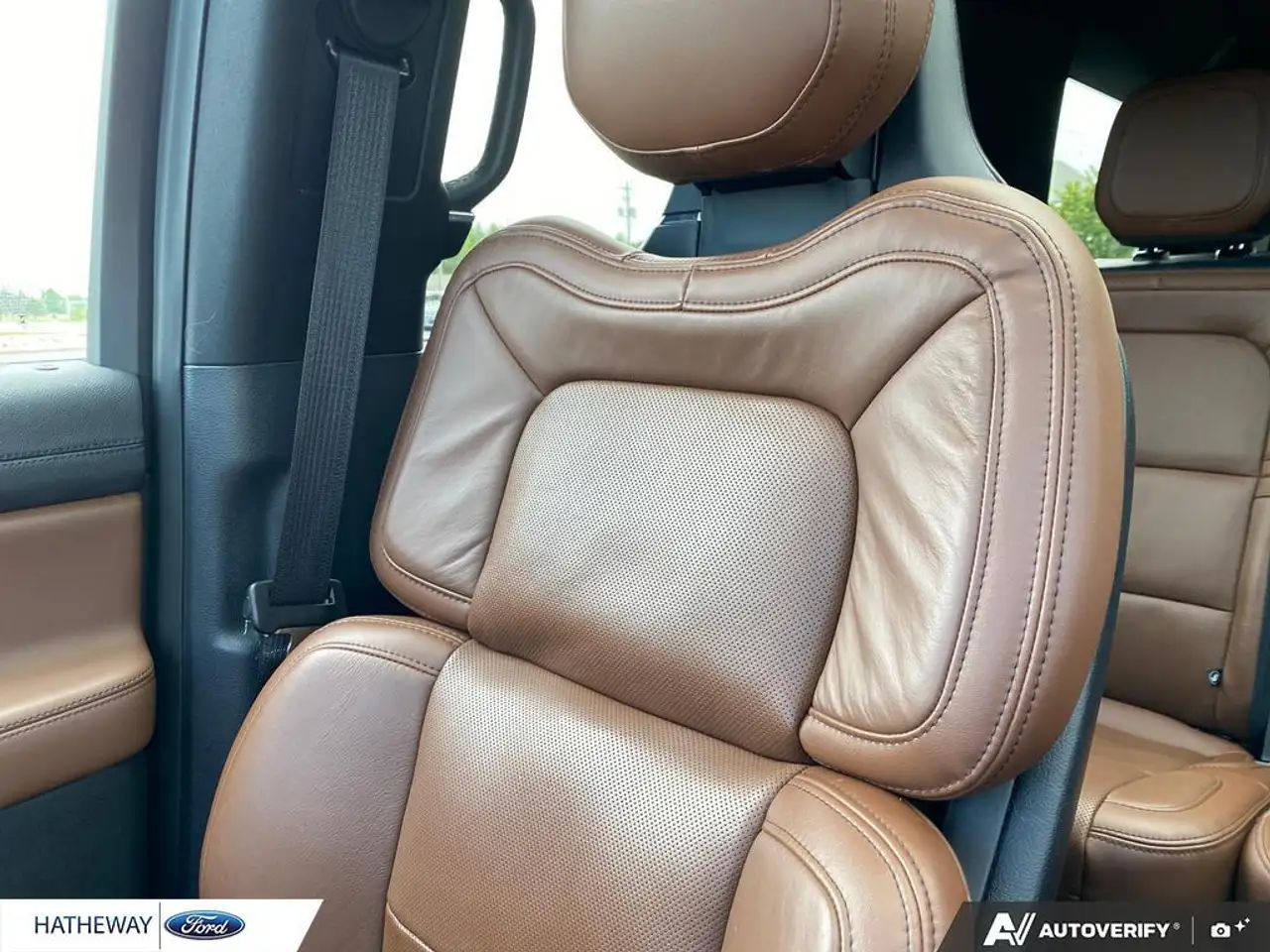 Lincoln Navigator photo Lincoln Navigator