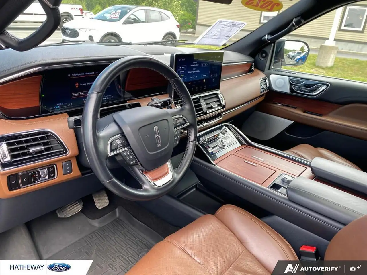 Lincoln Navigator photo Lincoln Navigator