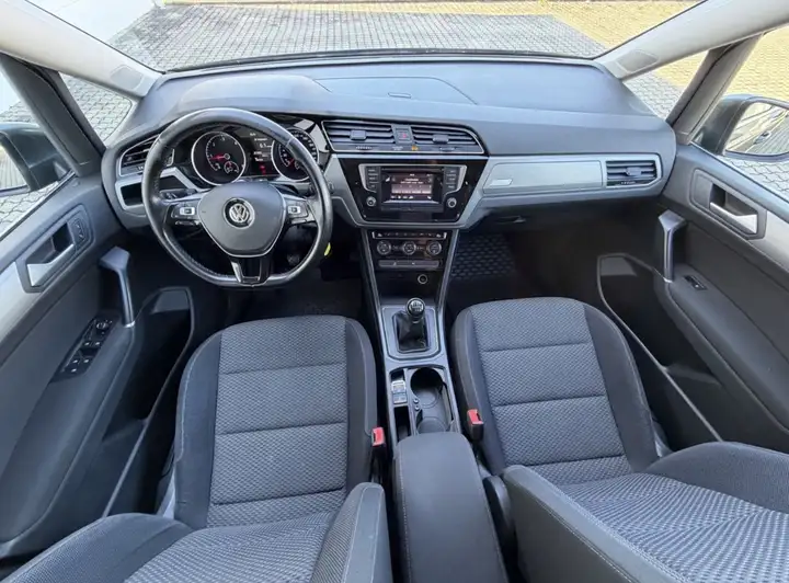 Volkswagen Touran 2.0 TDI CR BMT Advance 2016, foto 8