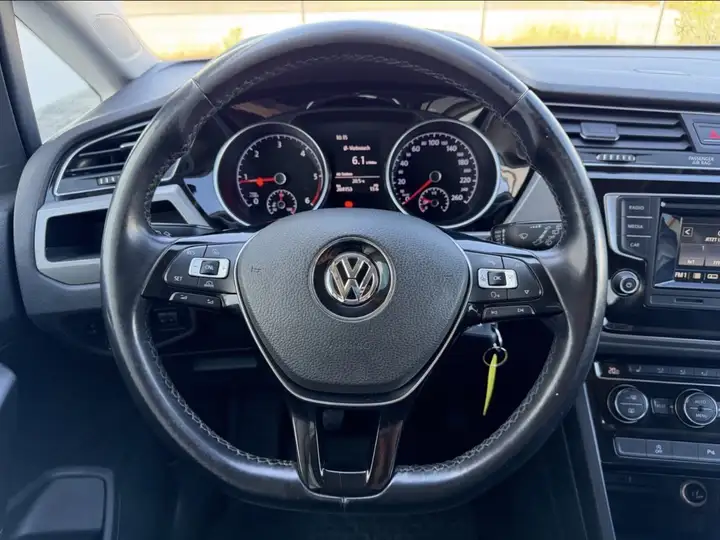 Volkswagen Touran 2.0 TDI CR BMT Advance 2016, foto 13