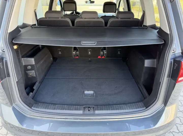 Volkswagen Touran 2.0 TDI CR BMT Advance 2016, foto 16